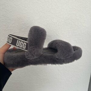 UGG “Oh yeah” slides!